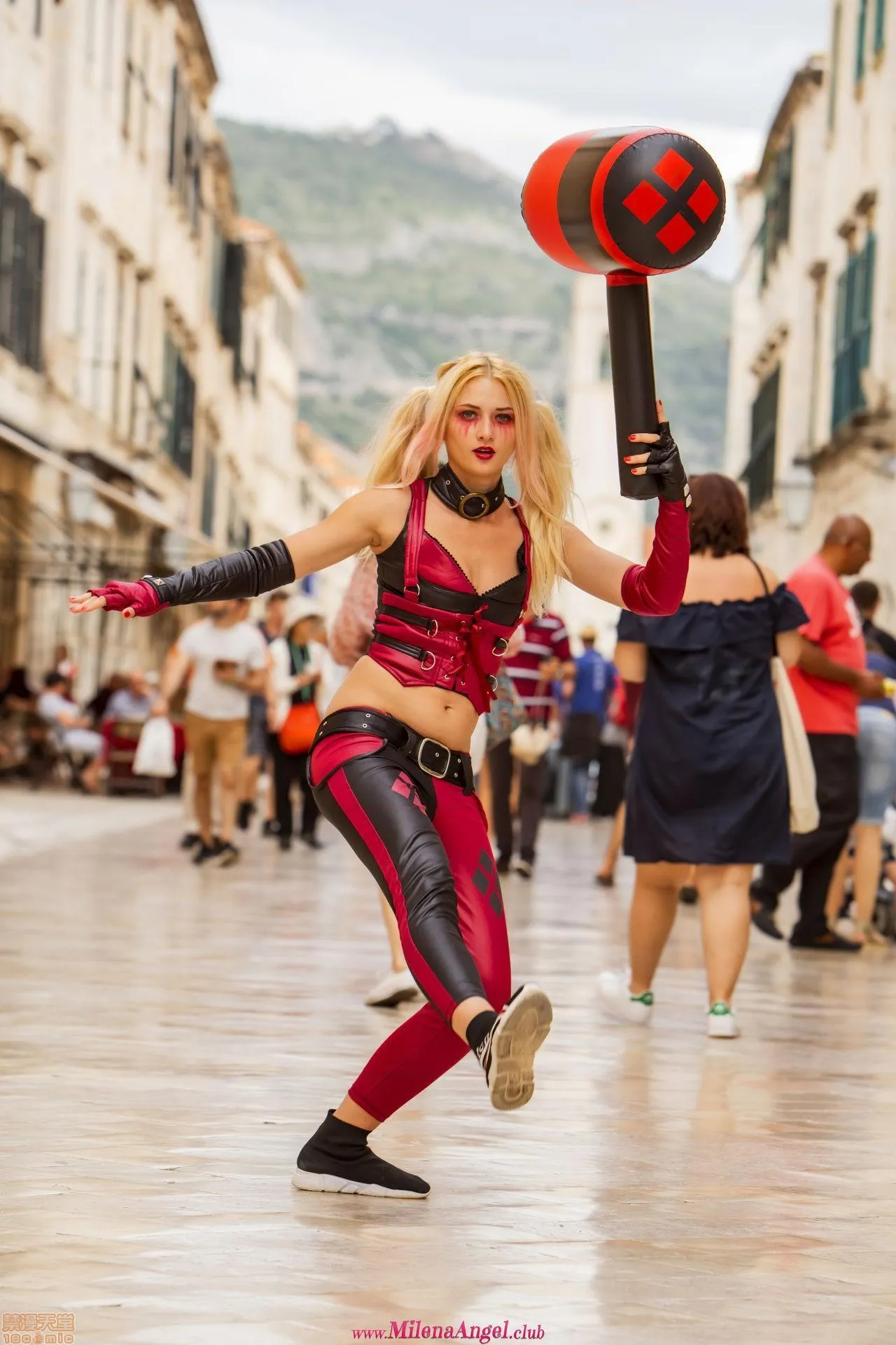 无翼污全彩爆乳无遮本子HarleyQuinn